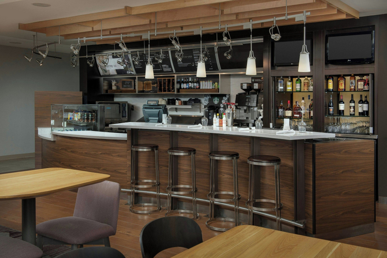 Food & Drinks 4, Courtyard by Marriott Dayton Beavercreek, Greene