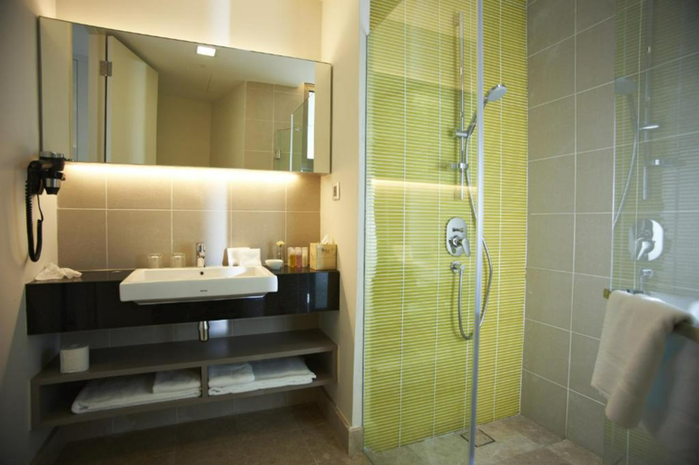 Bathroom 5, The Signature Hotel & Serviced Suites Hartamas Kuala Lumpur, Kuala Lumpur