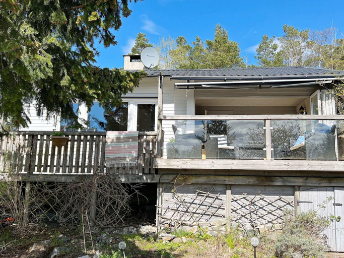 Exterior 3, 9 Person Holiday Home in Huddinge, Huddinge