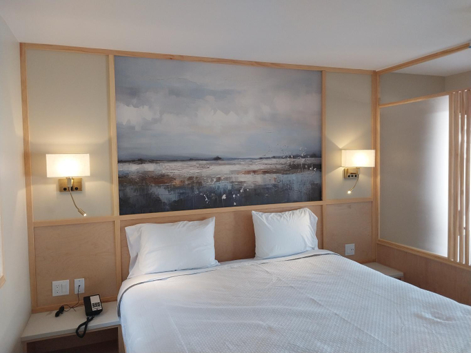 Bedroom 23