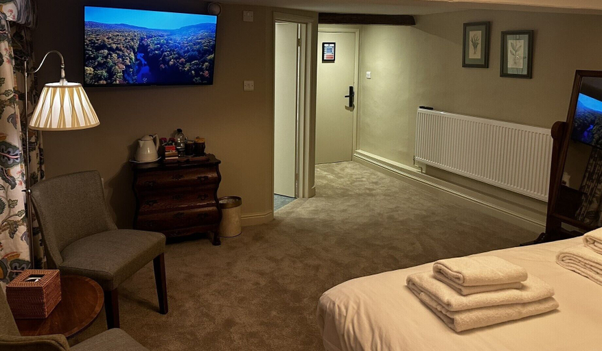 Bedroom 2, The George Hotel Easingwold, North Yorkshire