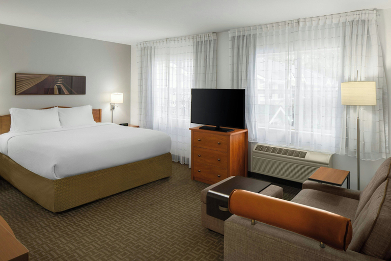 Bedroom 3, Towneplace Suites By Marriott Seattle Southcenter, King