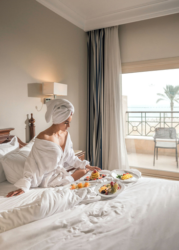 Bedroom 4, Stella Di Mare Grand Hotel, 'Ataqah