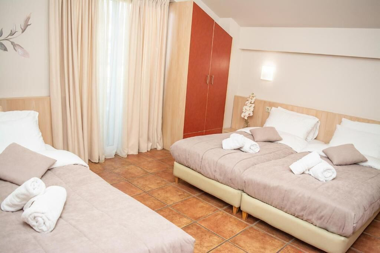 Bedroom 3, Platamon Centrale, Central Macedonia