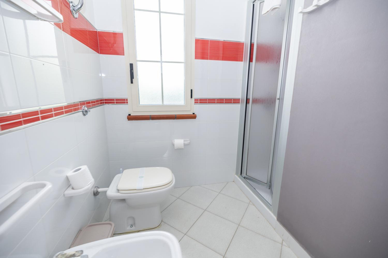 Bathroom 2, Villa Arvilla with Private POOL, Palermo