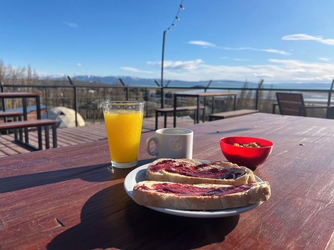 Food & Drinks 5, Viajero Calafate Hostel, Lago Argentino