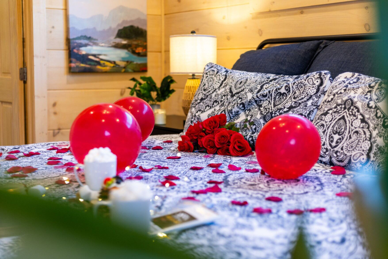 Bedroom 1, Enchanted Forest Hideaway by Ghosal Luxury Lodging, Sevier