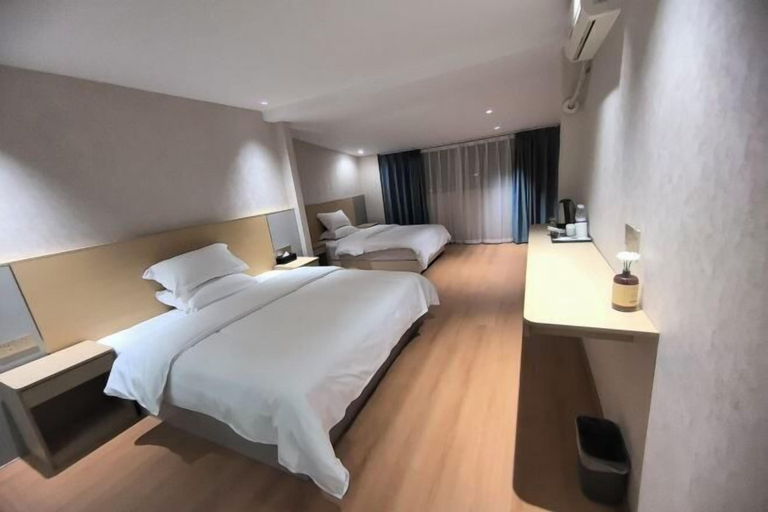 Bedroom 4, Weiyou Boutique Hotel, Nanning