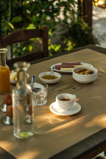 Food & Drinks 2, KissosInn, Thessaly
