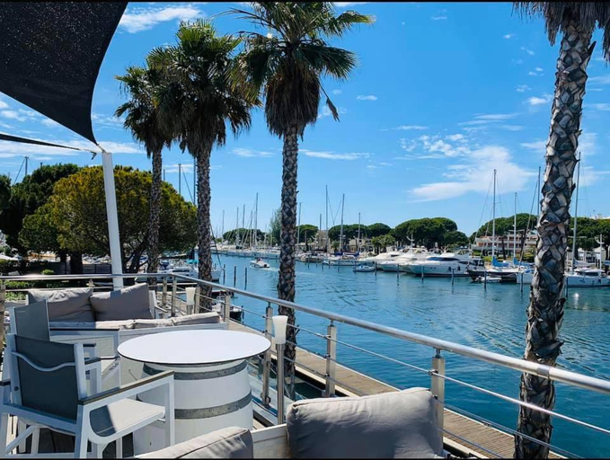 Others 5, Le Spinaker, Gard