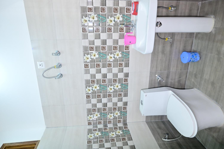 Bathroom 3, Sadia Villa, Your home away from home, Lucknow