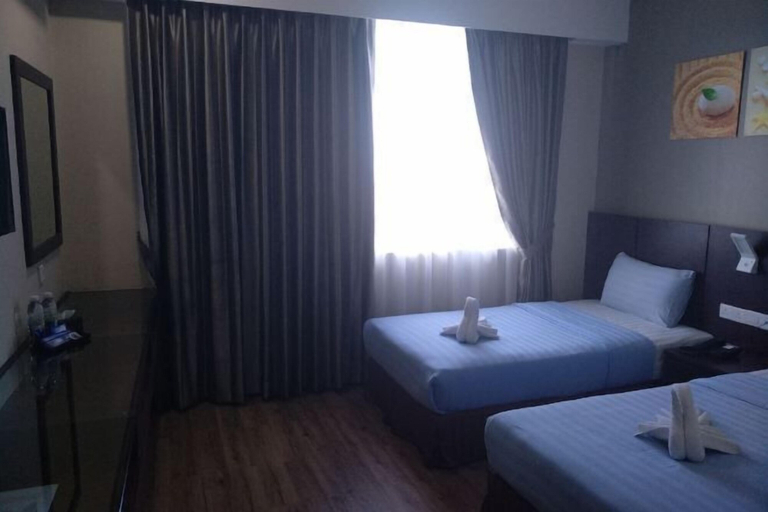 Bedroom 8