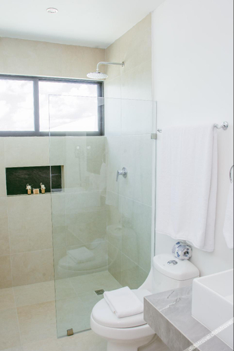 Bathroom 3, We Hotels, Benito Juárez