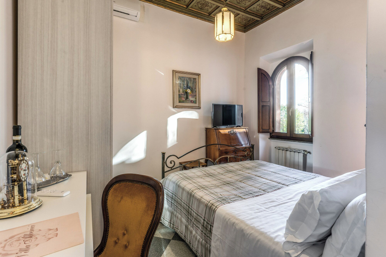 Bedroom 13