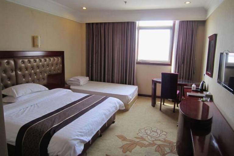 Bedroom 3, Fubainian Business Hotel, Qingdao