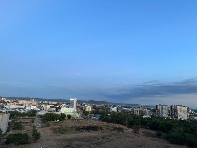 Others 3, Festive Walk 2 bedroom condo, San Miguel
