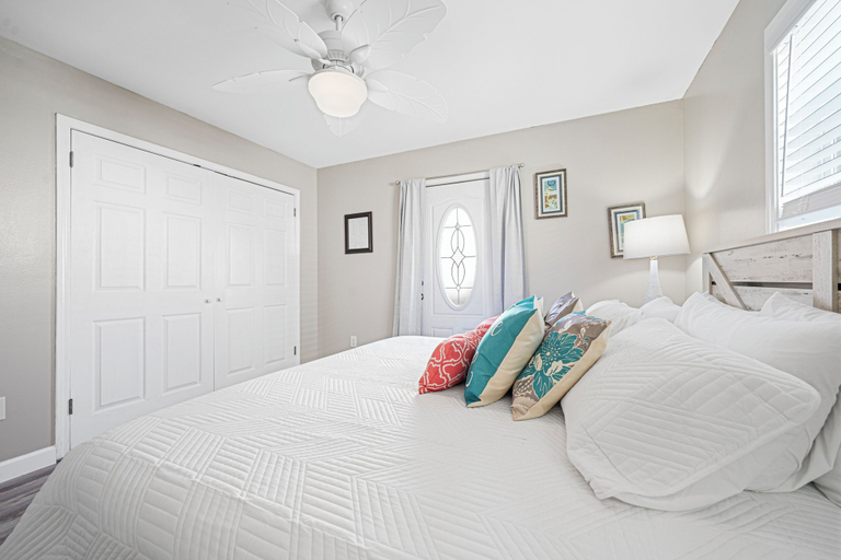 Bedroom 2, Come On Back 1 Block to Beach Access, Baldwin