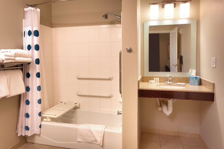 Bathroom 4