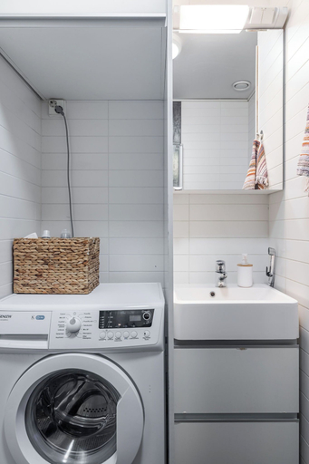 Bathroom 4, Beautiful 1BR Apartment in Lahti Center, Päijänne Tavastia