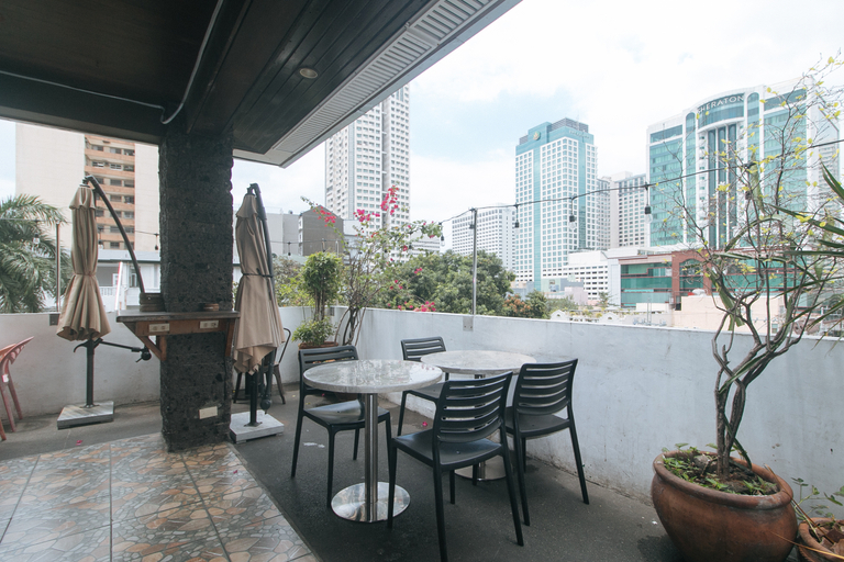 Food & Drinks, Stay Malate Hostel by RedDoorz, Manila City
