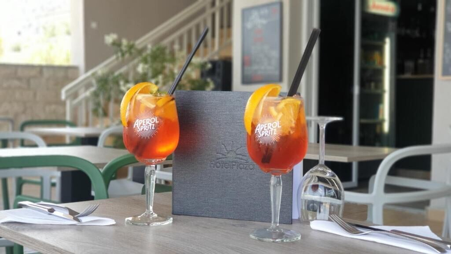 Food & Drinks 5, Hotel Plaža, Pag