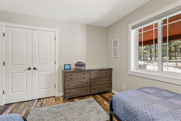 Bedroom 3, Spacious Canyon Peak Pine View Home Game Room Hot Tub, Coconino