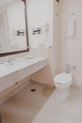 Bathroom 5, Los Aluxes, Mérida