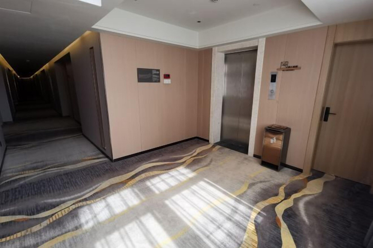 Bedroom, Yinyuan Grand Hotel, Jiaxing