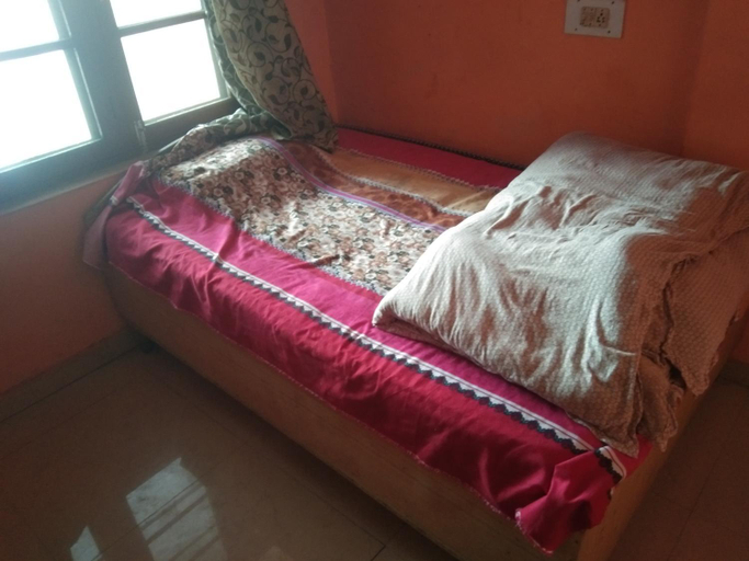 Bedroom 3, Sharma Guest House, Kangra