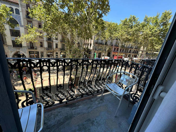 Others 4, Hostal Mont Thabor, Barcelona