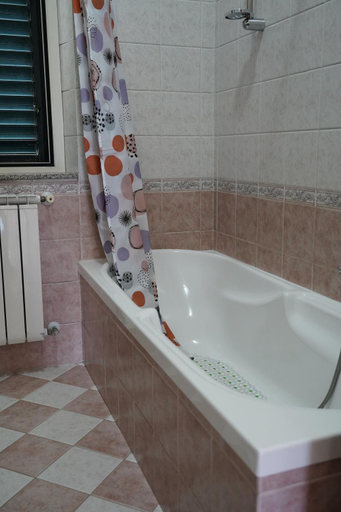 Bathroom, Affitacamere del Rifugio, Reggio Di Calabria