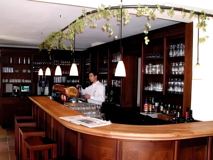 Others 4, Hotel Alte Post, Traunstein