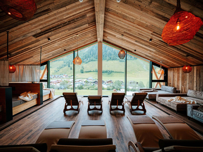 View from property 5, Nice Apartment With Balcony & Terrace on Ski Slope, Zell am See