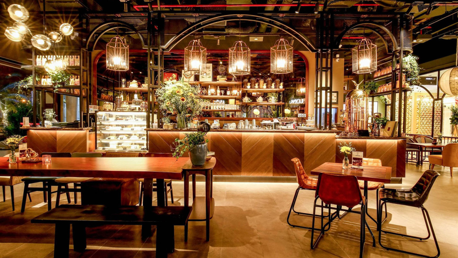 Food & Drinks 5, The Lancaster Suites - Japan Town D1, District 1