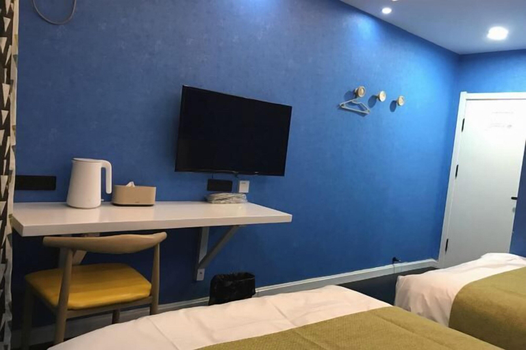Bedroom, Wuwangwo Hotel, Altay
