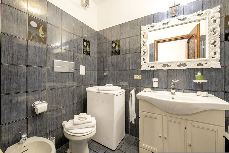 Room 2, La Porta Sul Mare Sea View, Imperia