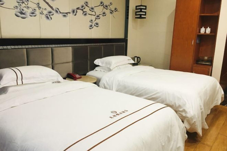 Bedroom 21