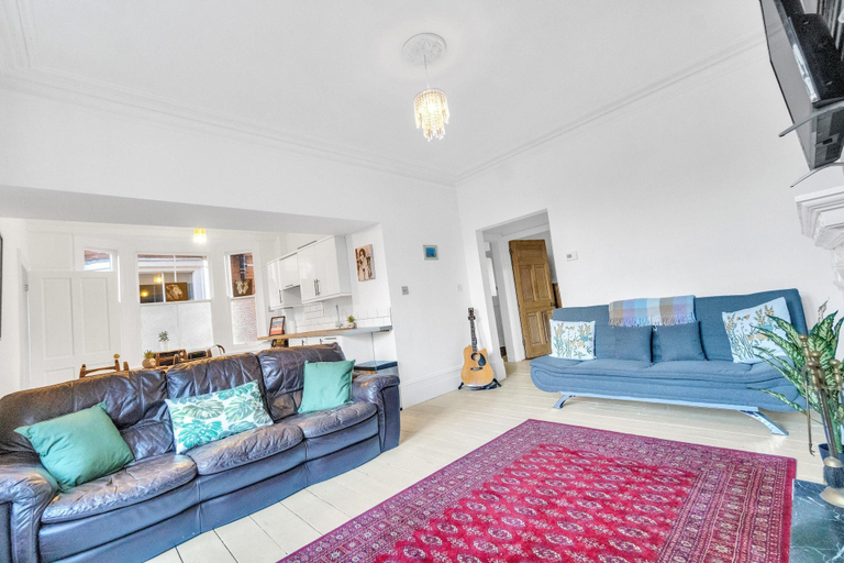 Room 4, Simply Hove By My Getaways, Brighton and Hove