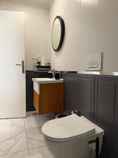 Bathroom 5, Red Castle Hotel & Pub, Serik