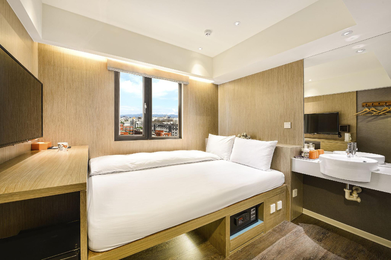 Bedroom 14