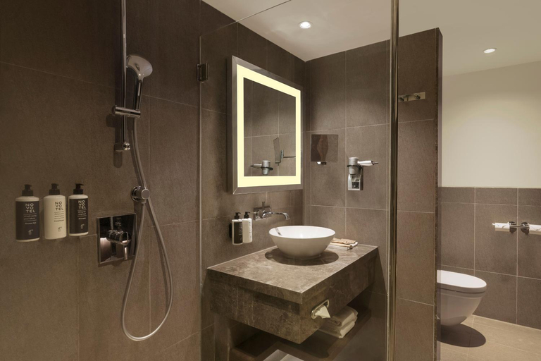 Bathroom 11