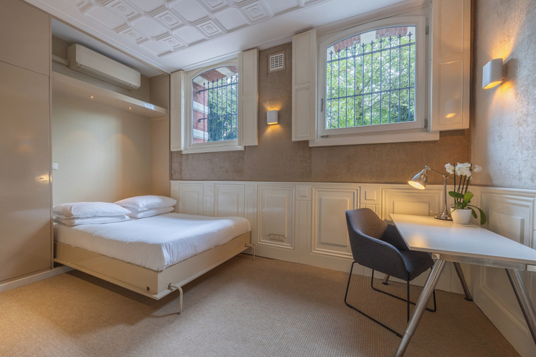 Bedroom 3, Park Mansion Hotel, Amsterdam