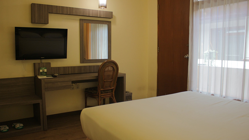 Bedroom 13