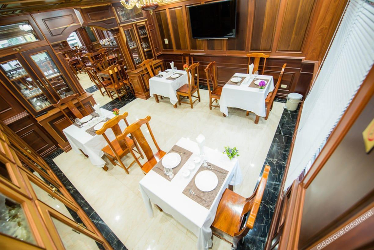 Food & Drinks, Soubandith Hotel, Pakxe