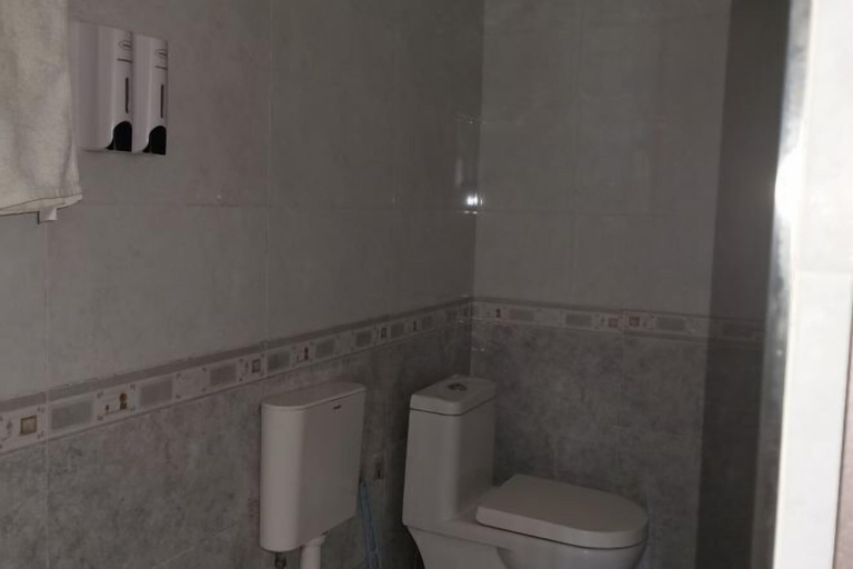 Bathroom, Yangguang binguan Apartment, Chongqing