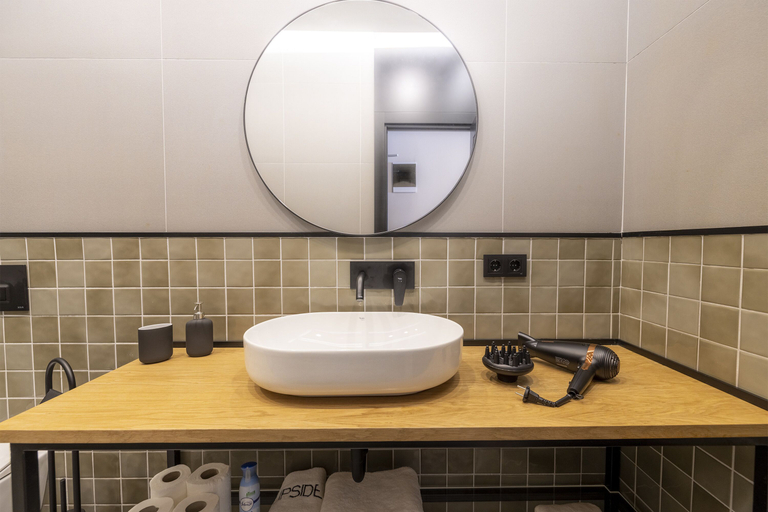 Bathroom 3, Upside Apartments, Beyoğlu