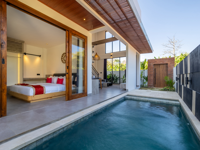Swimming Pool 1