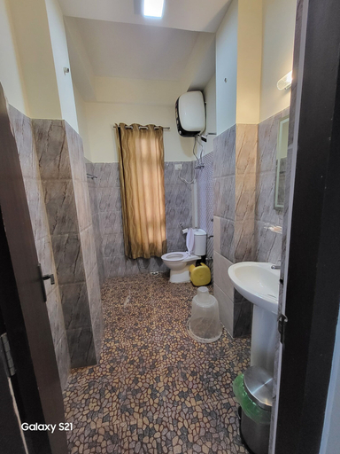 Bathroom 4, The Star Continental & Spa, East Sikkim