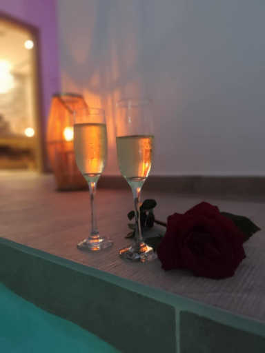 Food & Drinks, Caramela Luxury Apts