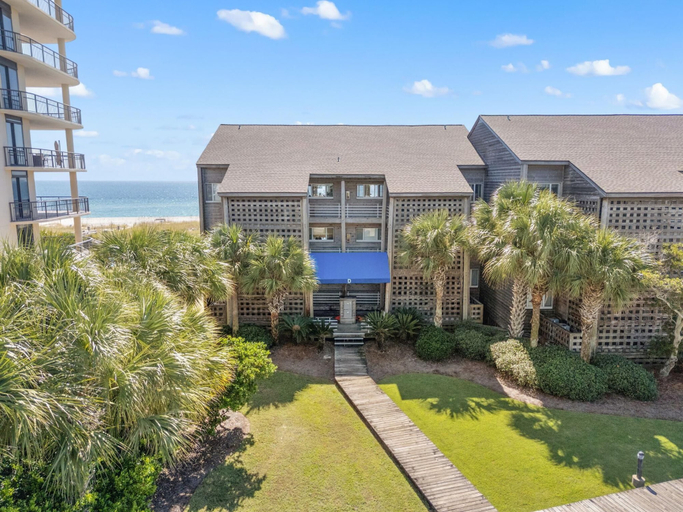Exterior & Views 2, Needle Rush Point D11, Escambia
